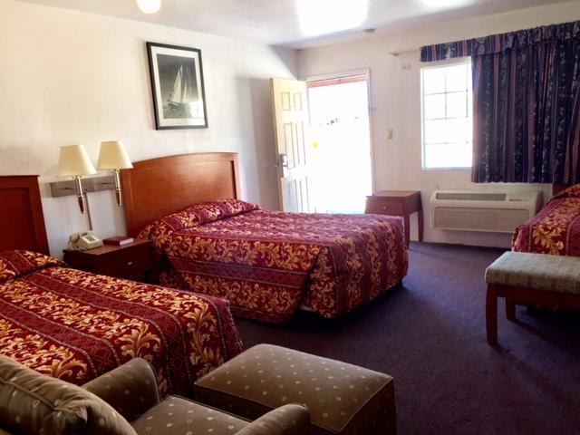 Maple Inn And Suites Los Banos Bagian luar foto